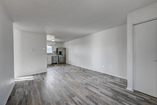 Building Photo - 1073 Westmoreland Rd