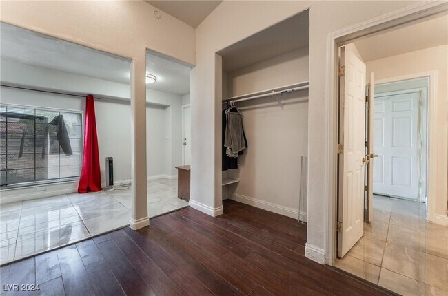Foto del edificio - 7720 W Agate Ave