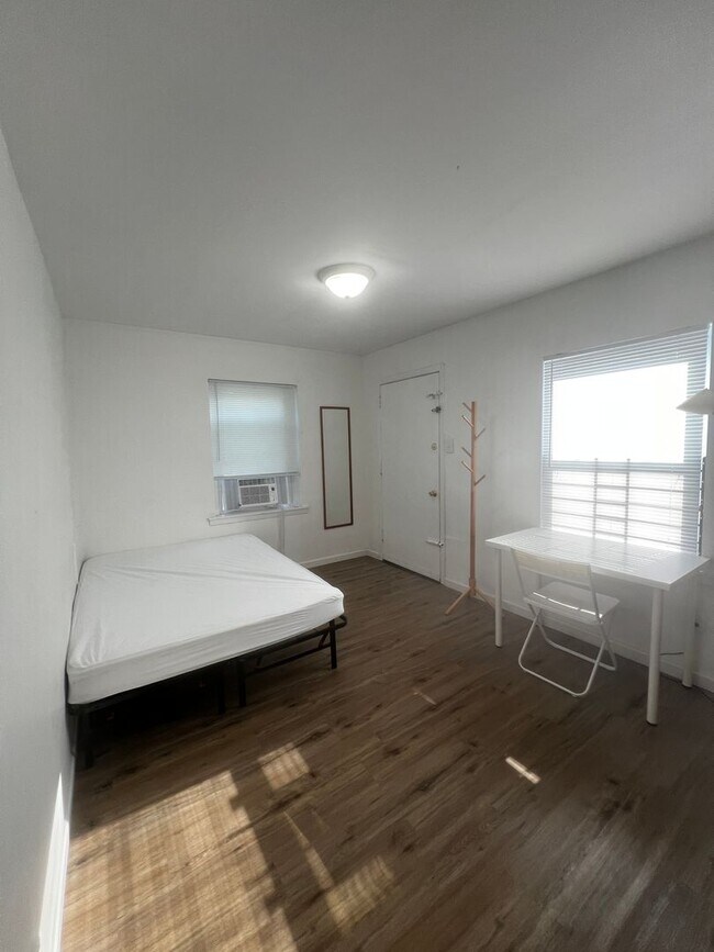 Foto del edificio - 616 N 33rd St