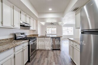 Building Photo - 2335 W Desiree Ln