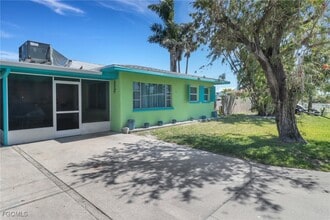 Building Photo - 2567 Cay Cove