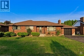 Building Photo - 12 Kamla Dr