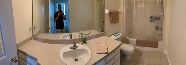 Master bath - 7801 Point Meadows Dr