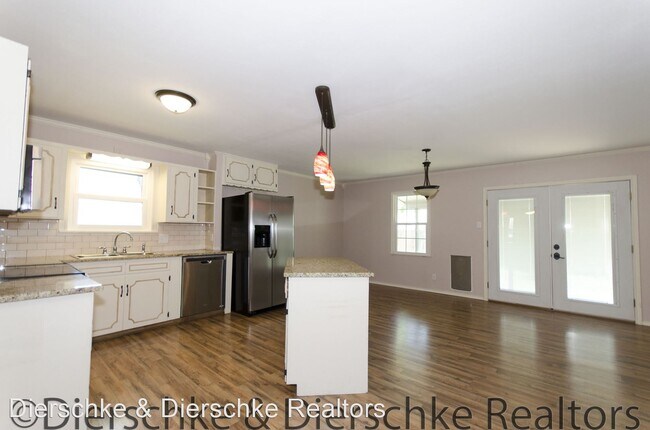 Foto del edificio - 3 br, 2 bath House - 290 Mockingbird Ln.
