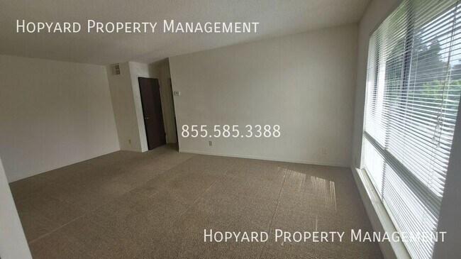 Foto del edificio - 5155 Arden Wy