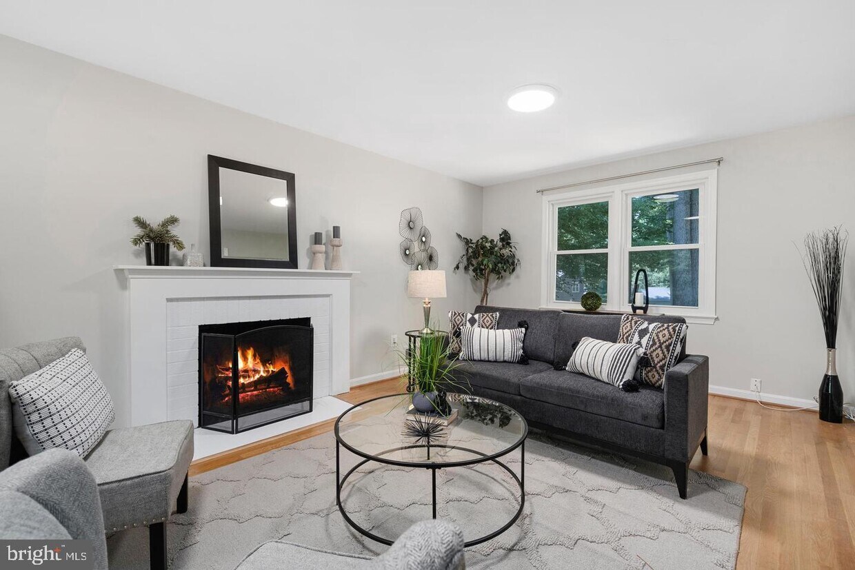 7790 Grandwind Dr, Lorton, VA 22079 House Rental in Lorton, VA