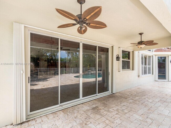 Foto del edificio - 351 SW 184th Terrace