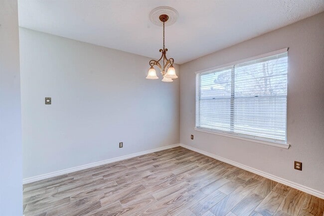 Foto del edificio - 23115 Pennsgrove Rd