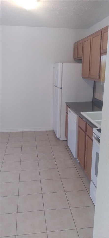Building Photo - 2835 Mobley St NW