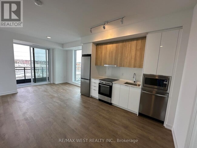 Building Photo - 9763 Markham Rd