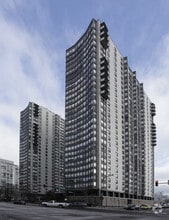 Building Photo - Hollywood Towers