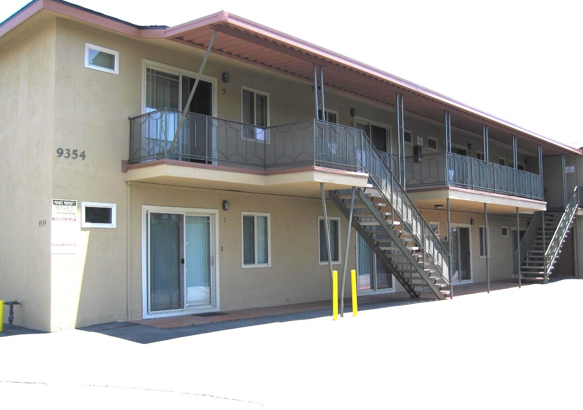 Foto principal - 9354 Greenwell St