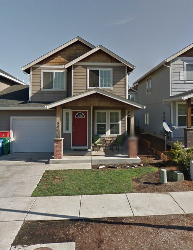 Building Photo - 539-541 Helen St