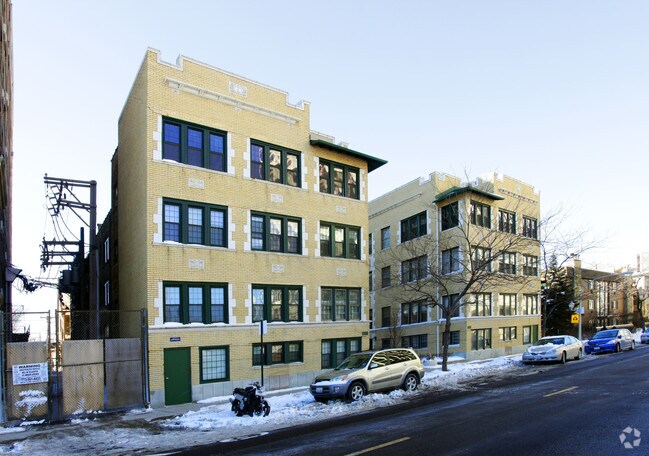 Foto principal - 4310-4322 N Clarendon Ave