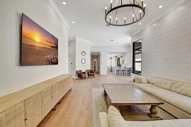 Foto del edificio - 2441 NW 64th St