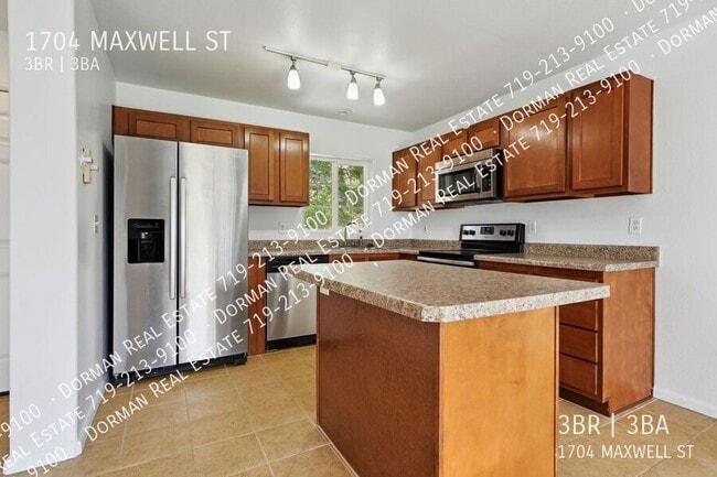 Building Photo - 1704 Maxwell St