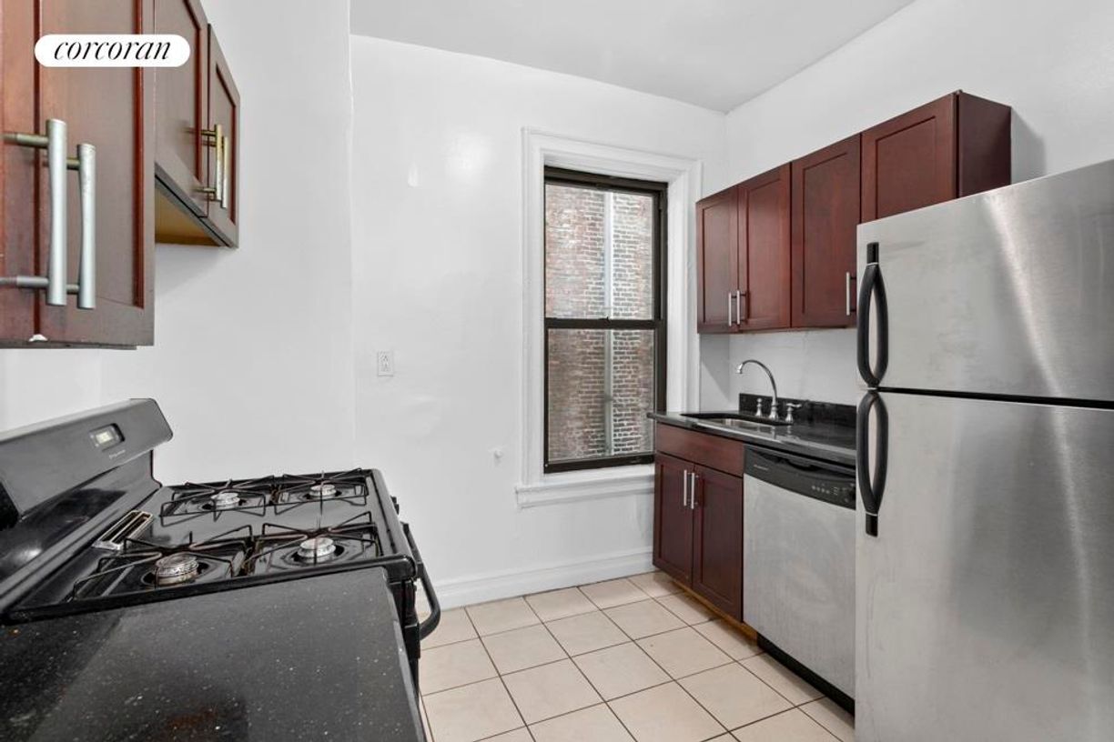 Foto principal - 503 W 122nd St