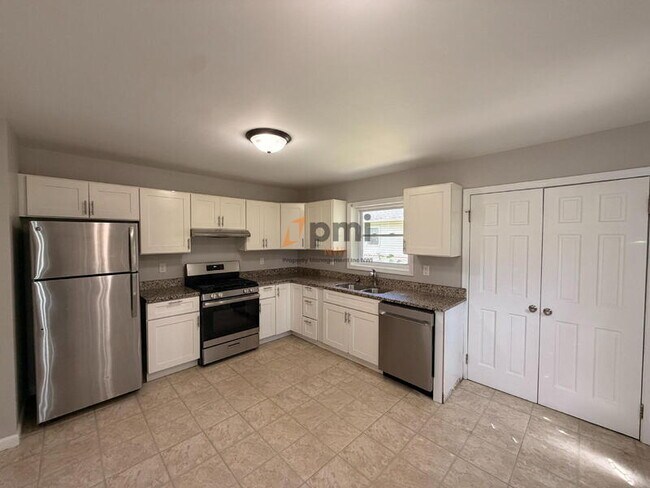 Foto del edificio - 6320 Rhode Island Ave