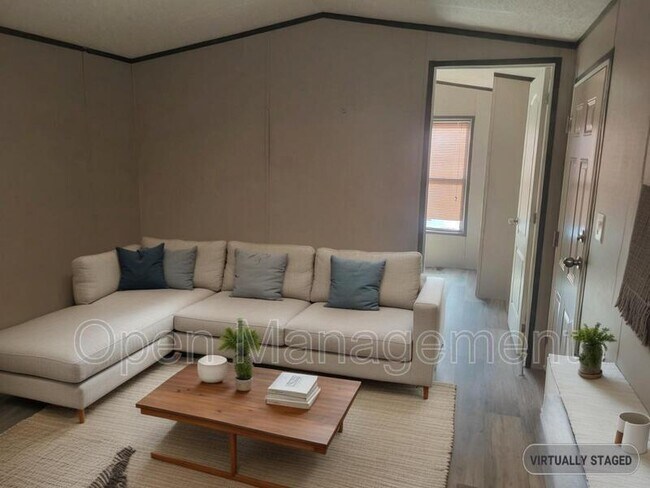 Foto del edificio - 3510 Bluegrass Park Dr
