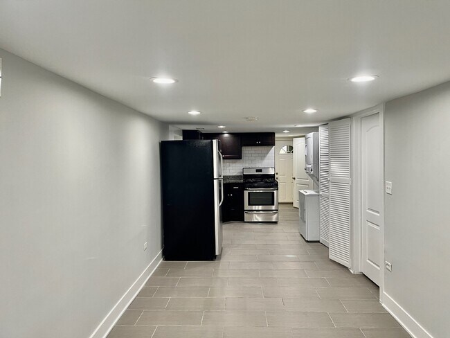 Foto del edificio - 2239 W 19th St