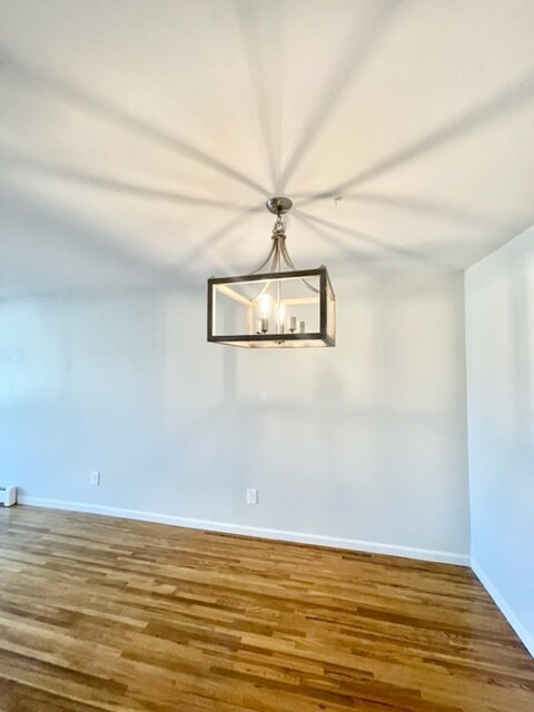 Foto principal - 1064 E 86th St