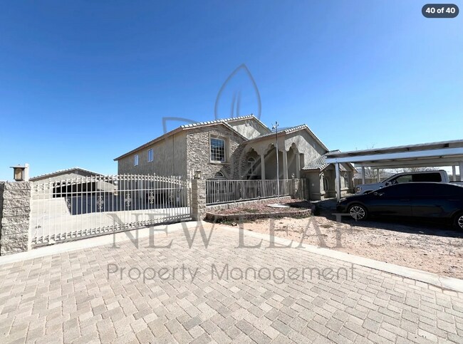 Foto del edificio - 21468 Chimayo Rd