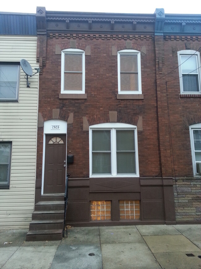 Building Photo - 1503 S Bailey St