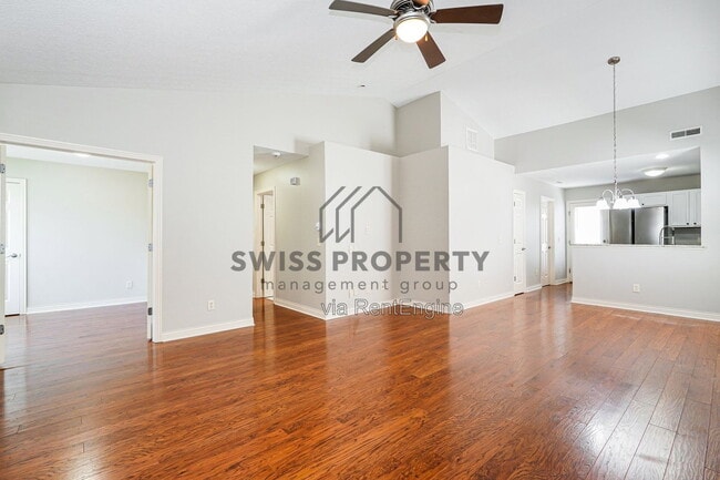 Building Photo - 7199 Normanton Dr