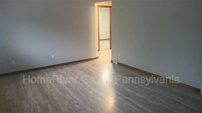 Building Photo - 215 Boston Hollow Rd