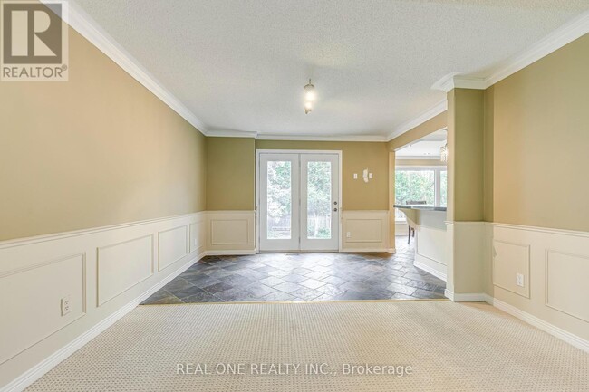 Building Photo - 1236 Woodview Dr