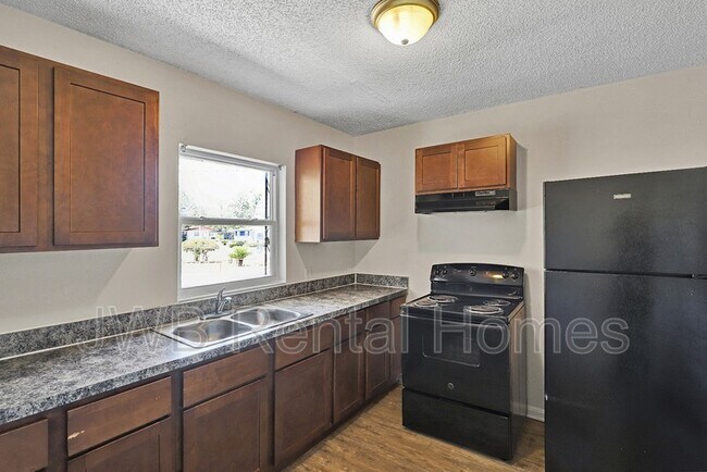 Foto del edificio - 2840 Van Gundy Rd