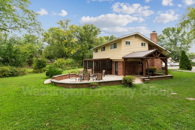 Building Photo - 4232 Linden St