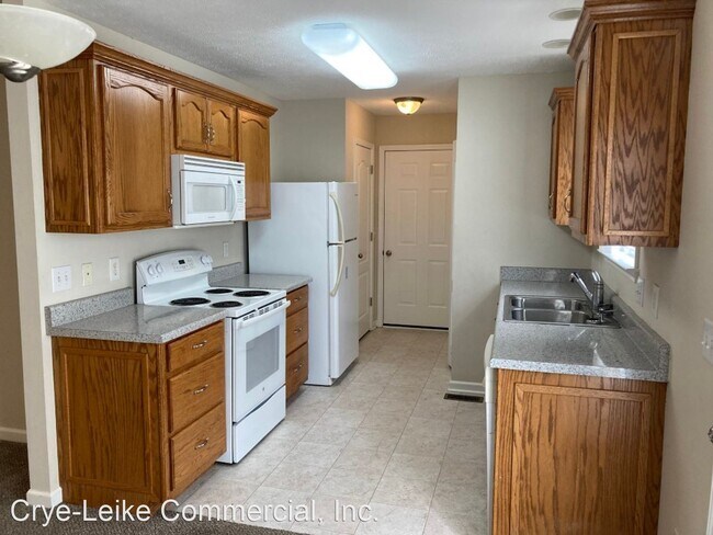Building Photo - 3 br, 2 bath House - 1013 Creekview Dr.