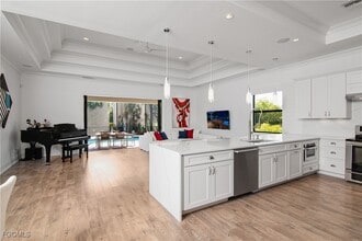 Building Photo - 2883 Coco Lakes Dr