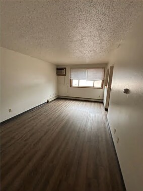 Foto del edificio - 413 S Johnson St