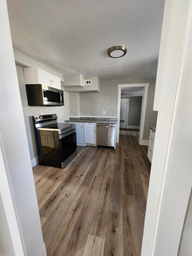 Foto del edificio - 811 Ridge Ave