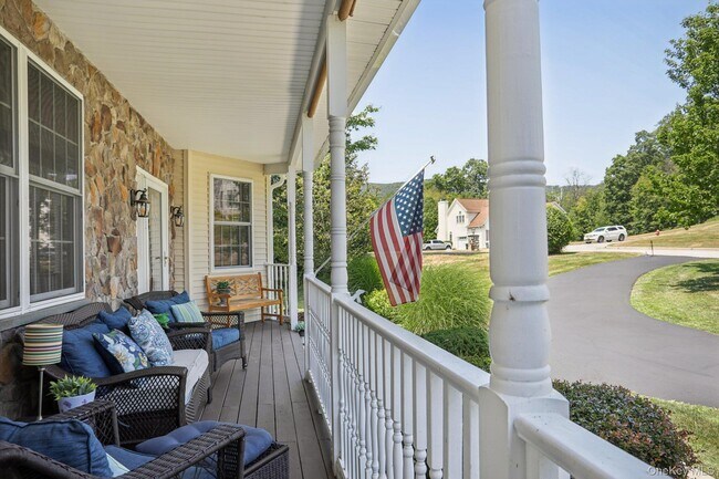 Foto del edificio - 4 Deer Run