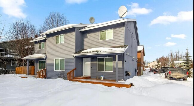 Building Photo - 9910 Grange Dr
