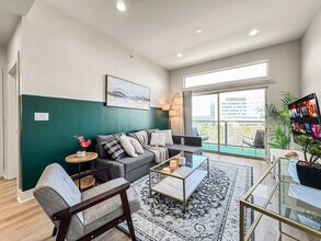 Building Photo - 2901 Indiana St