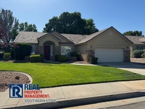 Building Photo - 1092 S 550 E