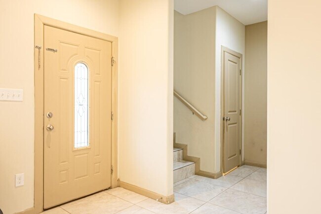 Foto del edificio - 4101 Blue Quail Rd