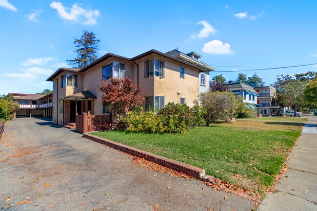 Building Photo - 2145 Santa Clara Ave