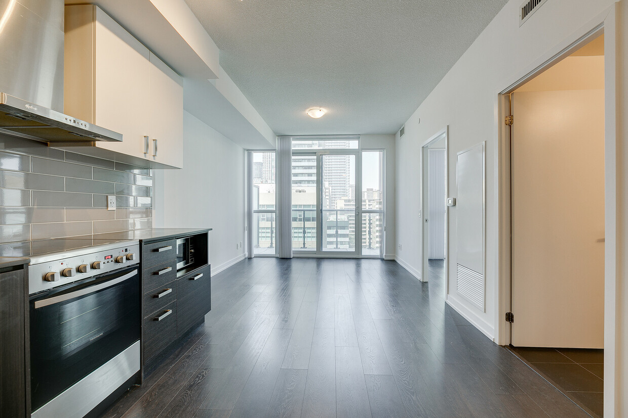 Photo principale - 125 Redpath Ave