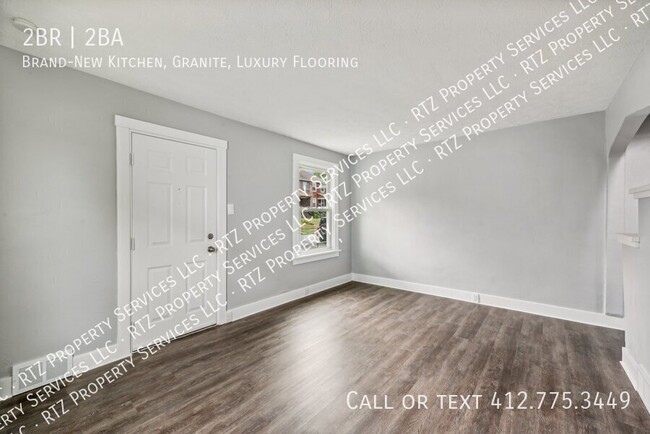 Building Photo - 553 Farnsworth Ave