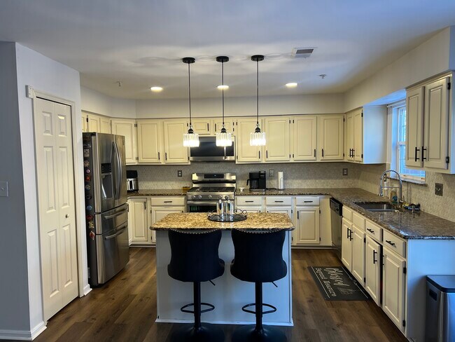 Foto del edificio - 3650 Marcey Creek Rd