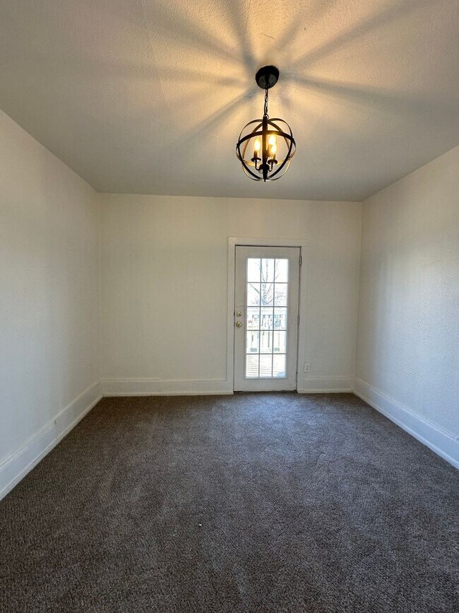 Foto del edificio - 3205 N 3rd St