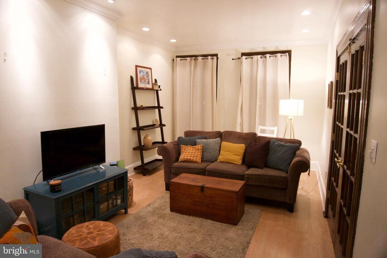 Foto principal - 1332 Hollins St