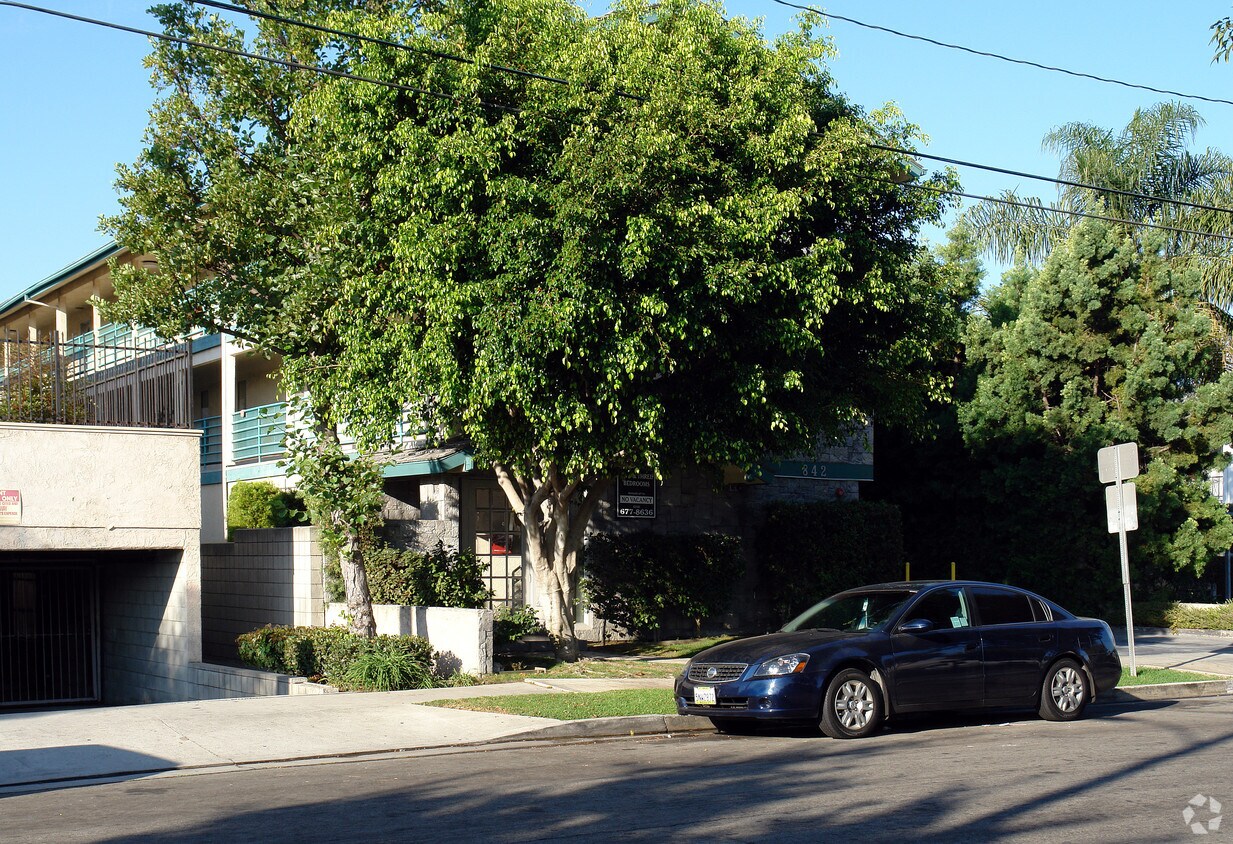 Foto del edificio - 842 N Acacia St
