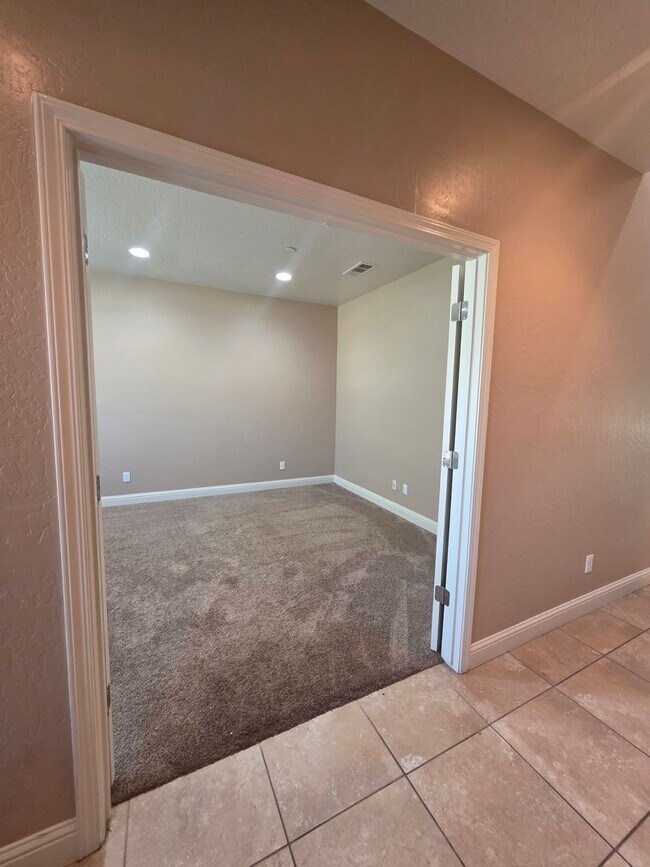 Foto del edificio - 2258 N Sallee Ct