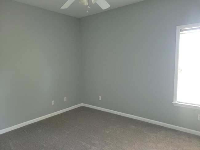 Building Photo - 3611 Castle Pines Ln